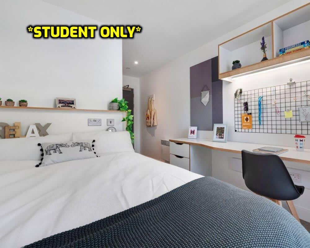 Zeni Ensuite Rooms, Colchester Buitenkant foto