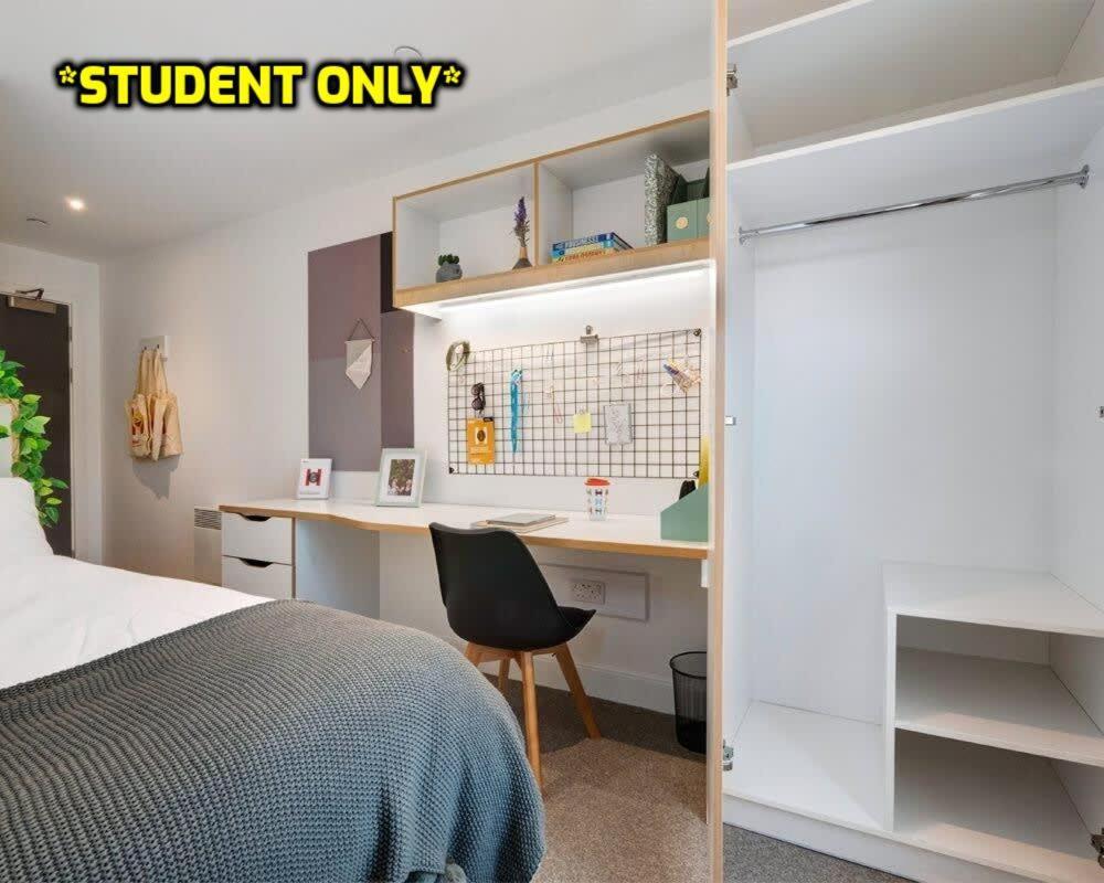 Zeni Ensuite Rooms, Colchester Buitenkant foto